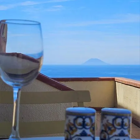 Apartment Casa Marzy- Charming With Pool, Sea & Volcano Views