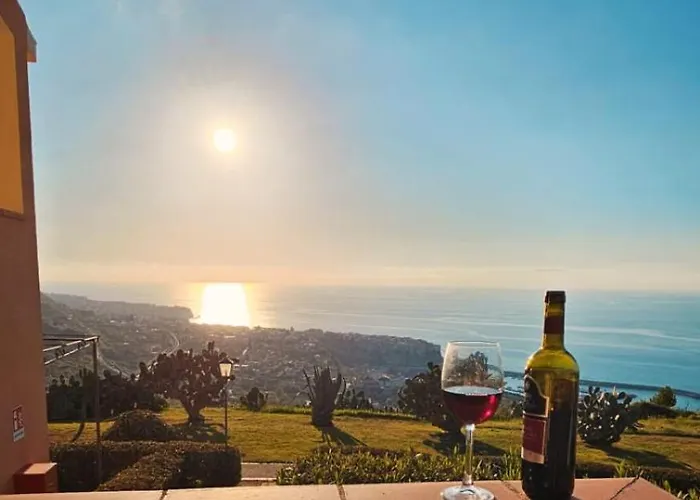 Casa Marzy- Charming With Pool, Sea & Volcano Views * Tropea